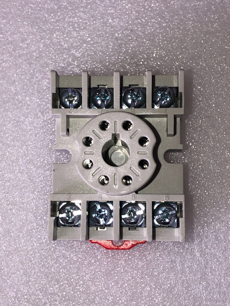 Eaton D3PA2, Relay Socket, 8 pin Octal, 10A, 300V, Din Rail Mount