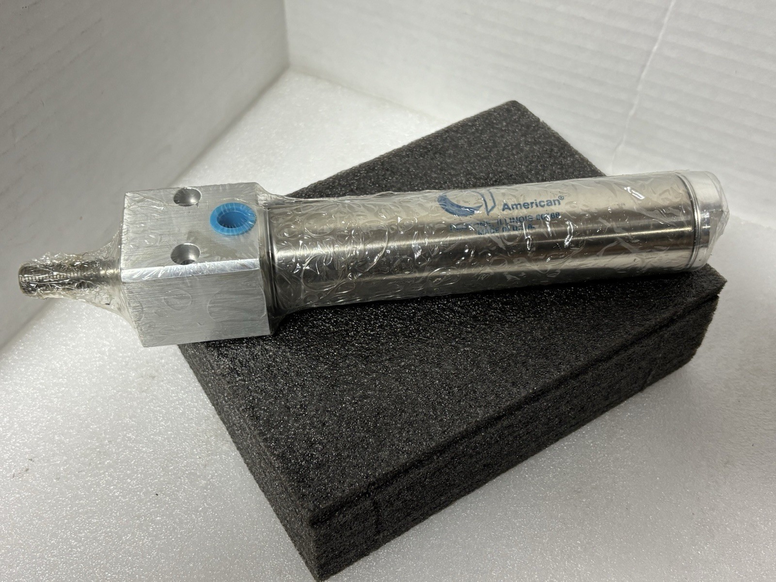 American  1500DBFS-5.00-4, Cylinder, 1-1/2” Bore, 5” Stroke, w/Magnetic Piston