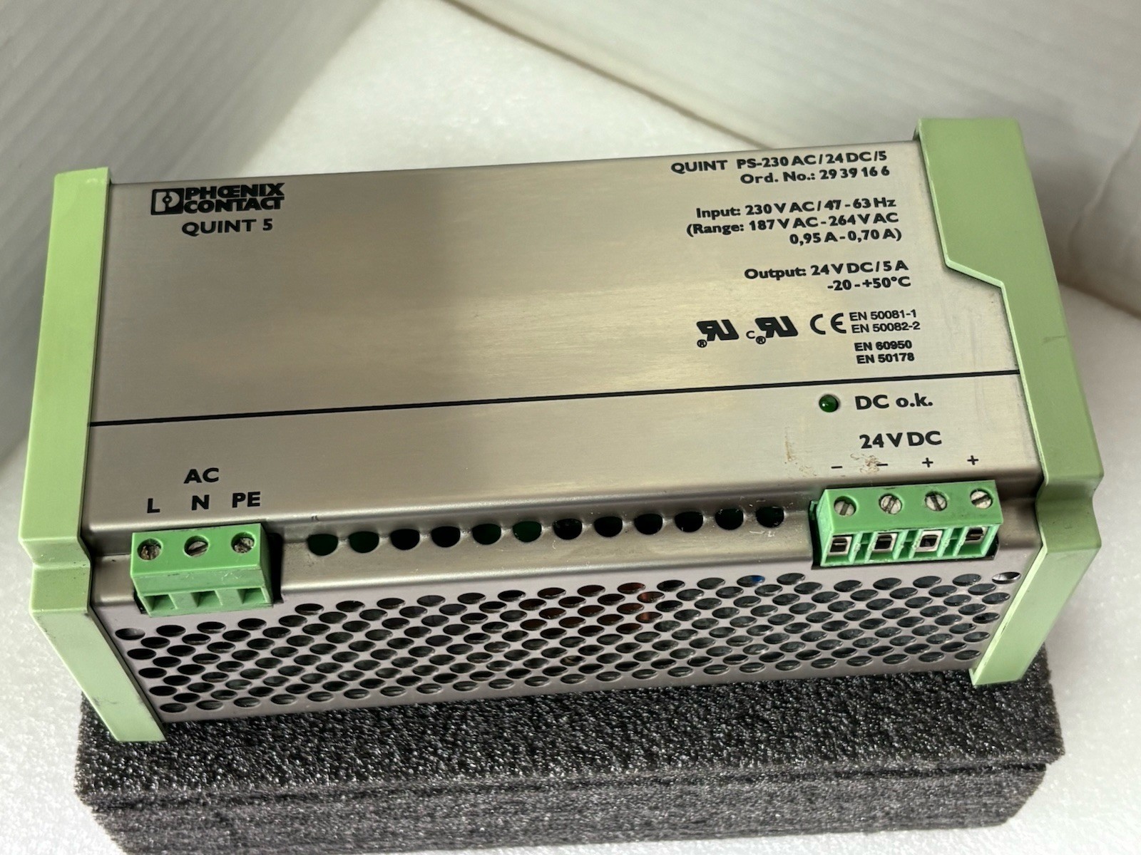 Phoenix 2939166, Power Supply, Quint Series, 24V, 5A, 230VAC Input