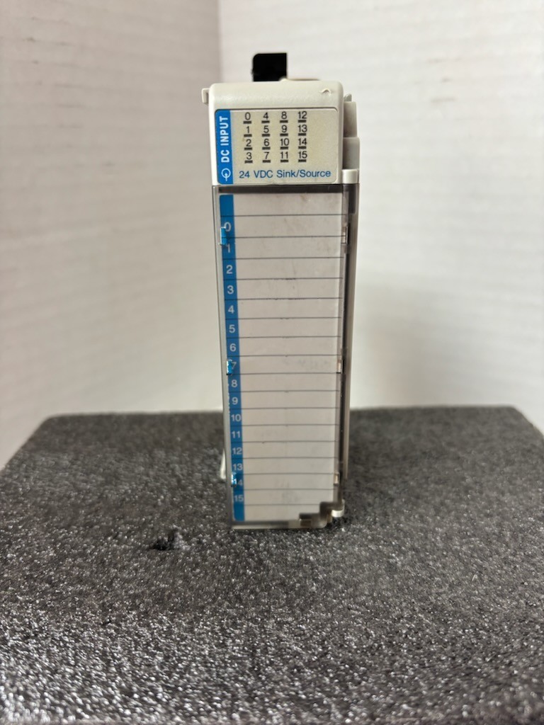 Allen Bradley 1769-IQ16, 16 Point Input Module, 24VDC Sink or Source