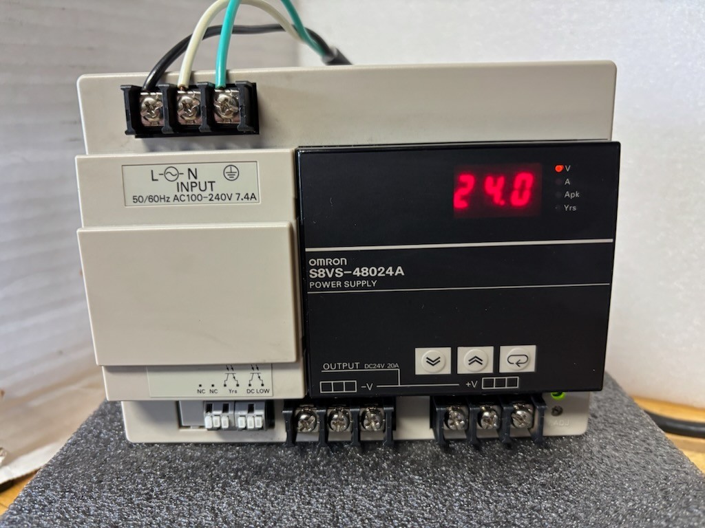 Omron S8VS-48024A, Power Supply, 24VDC, 20A, 100-240VAC Input, Digital Display