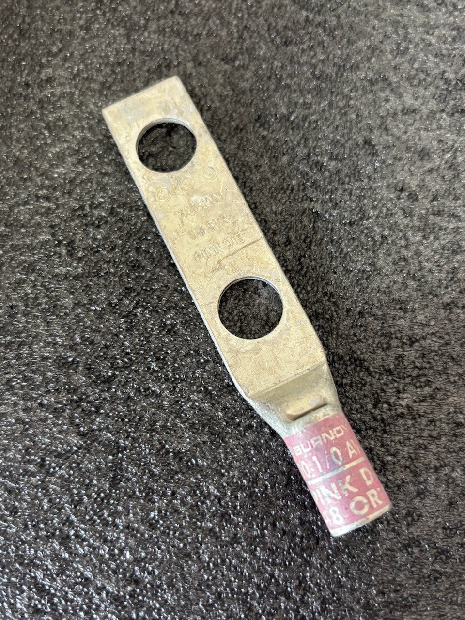 Burndy YA252LN 1/0 AWG Copper 2-Hole Compression Lug 1/2" Stud NEW