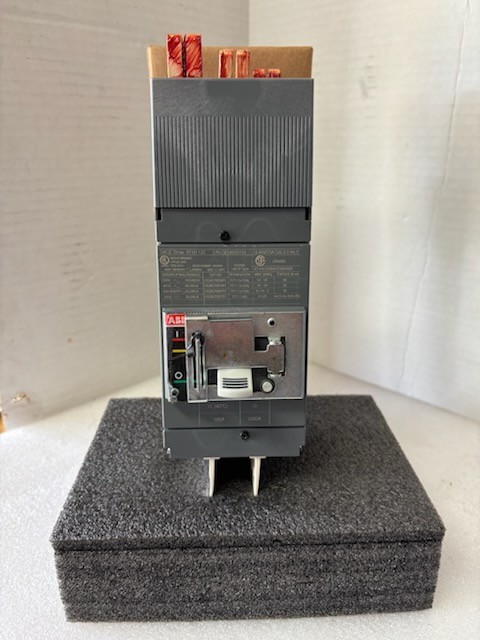 ABB XT1HU3100AYD00HXXX, XT1H 125, 100A 3-Pole Circuit Breaker NEW