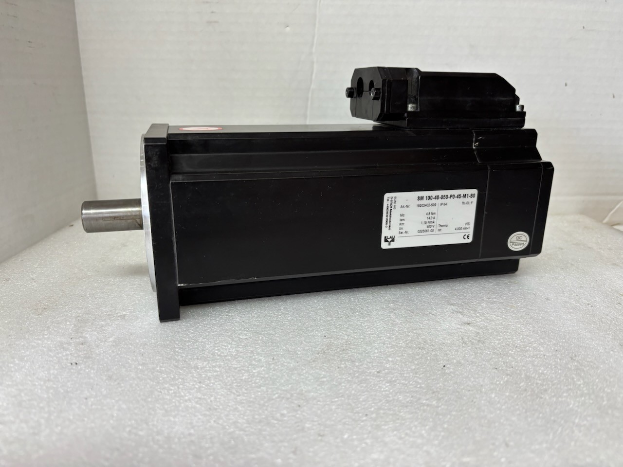 ELAU SM 100-40-050-P0-45-M1-B0 Servo Motor 19203402-509 400V
