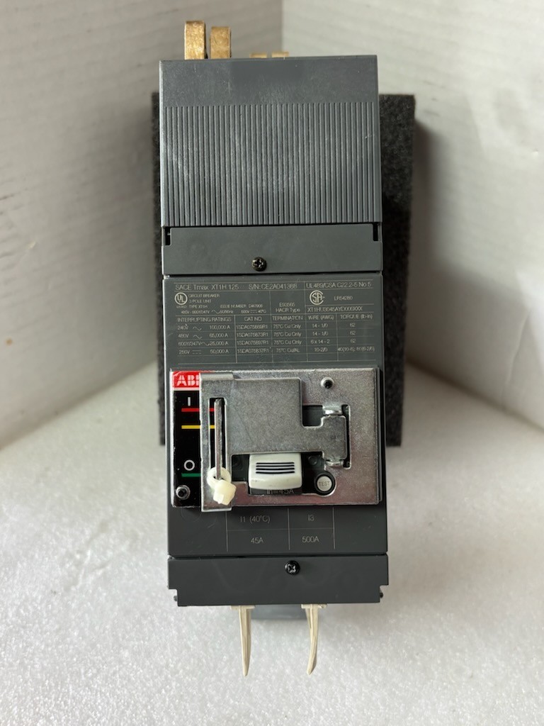 ABB XT1HU3045AYD00GXXX SACE Tmax XT1H 125 45A 3-Pole Circuit Breaker